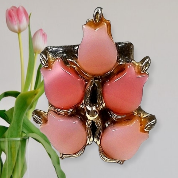 Vintage Jewelry - Repurposed Hand Crafted Vintage 1950s Thermoset Adjustable Ring